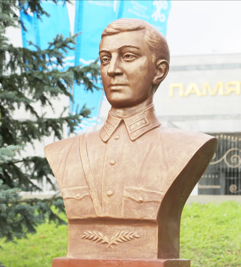 Дзотоввв
